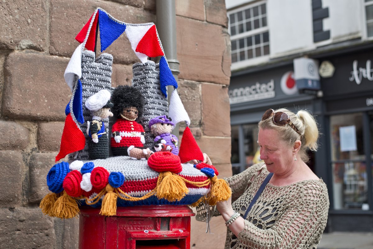 Knitsey with Jubilee postbox topper